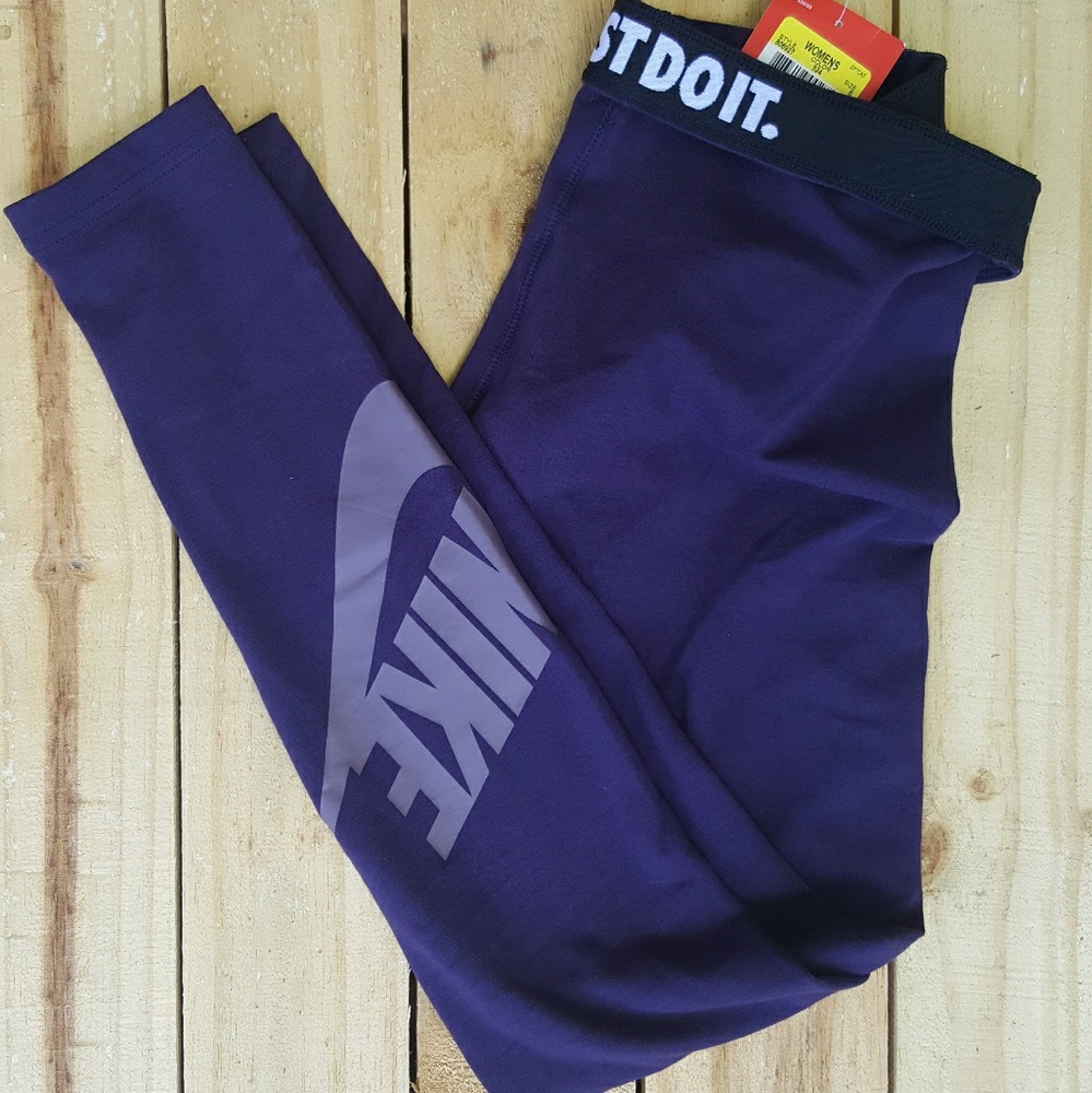 Nike Leg-A-See Leggings